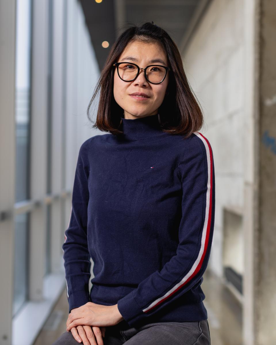 Yan Ling Zhang